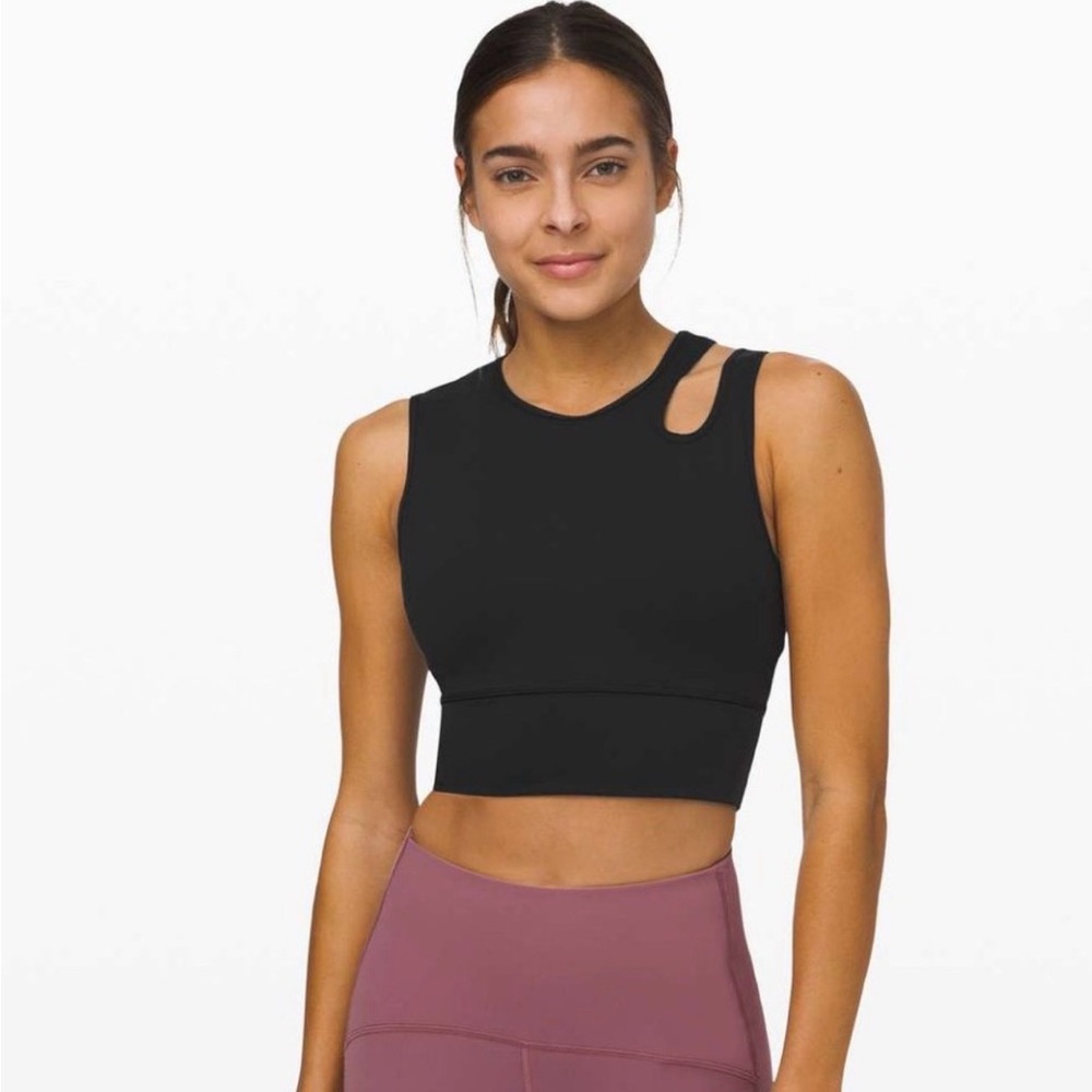 Lululemon Mastered Motion Cropped Tank / Bra Black